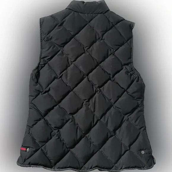 Woman’s Tommy Hilfiger Diamond Quilted Puffer Vest - Picture 2 of 6